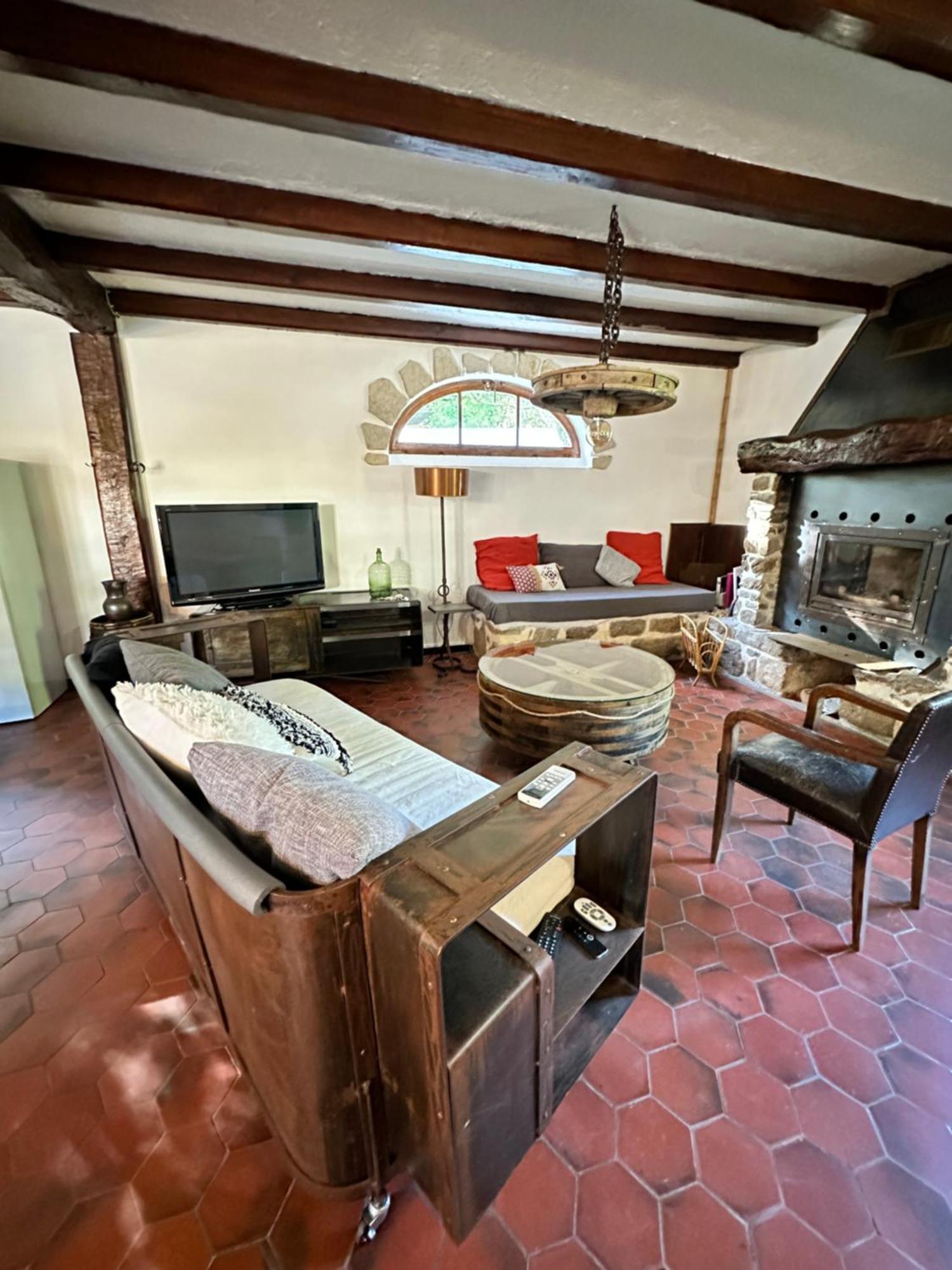 Au Coeur Du Vignoble Cognacais Villa Gondeville Bagian luar foto